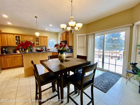 696 Emily Ln, Haslett, MI 48840 photo 11