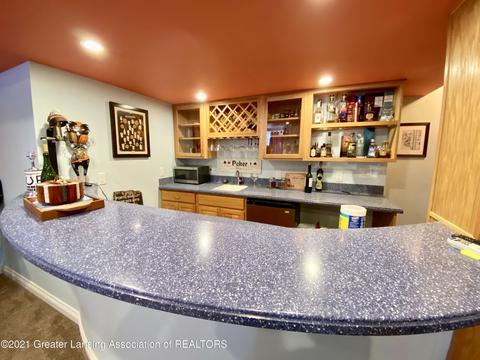 696 Emily Ln, Haslett, MI 48840 photo 6