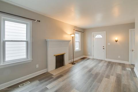 2305 Lyons Ave, Lansing, MI 48910 photo 4