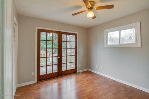 2305 Lyons Ave, Lansing, MI 48910 photo 13