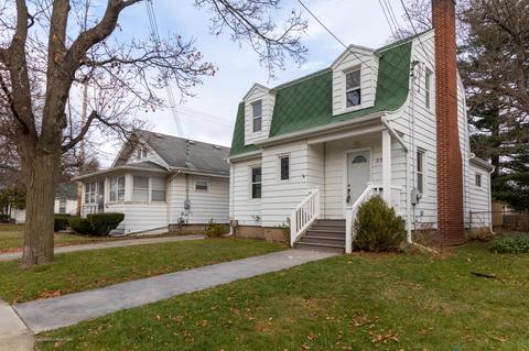 2305 Lyons Ave, Lansing, MI 48910 photo 2