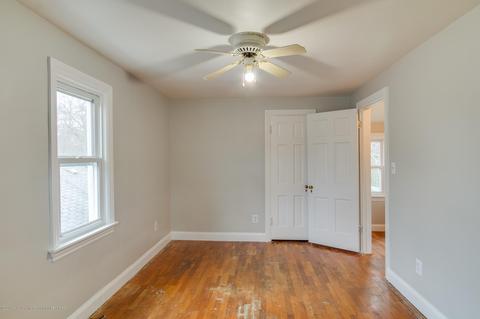 2305 Lyons Ave, Lansing, MI 48910 photo 18