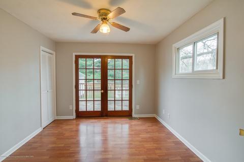 2305 Lyons Ave, Lansing, MI 48910 photo 12