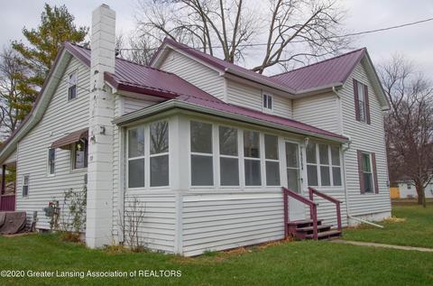 1606 Frederick St, Owosso, MI 48867 photo 2