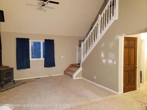 5460 Hillcrest St, Gladwin, MI 48624 photo 2