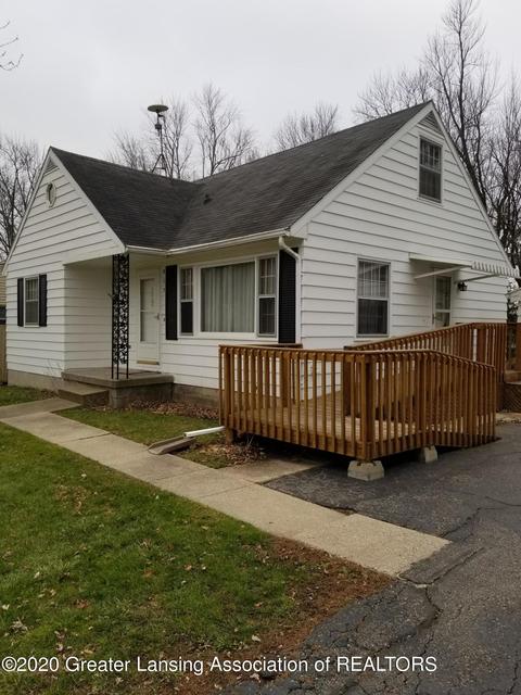 917 Maycroft, Lansing, MI 48917 photo 2