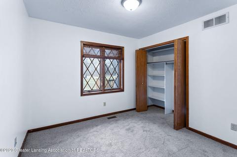 13065 Center Rd, Bath, MI 48808 photo 16