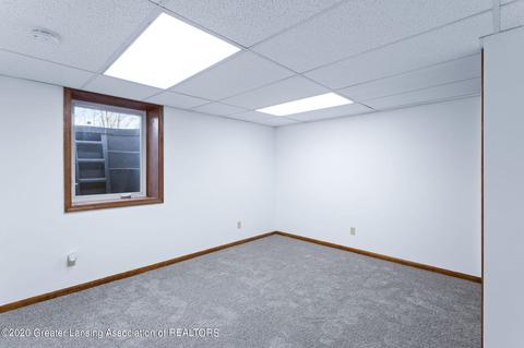 13065 Center Rd, Bath, MI 48808 photo 19