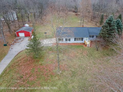13065 Center Rd, Bath, MI 48808 photo 4