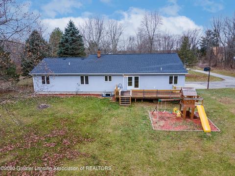 13065 Center Rd, Bath, MI 48808 photo 2
