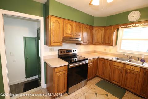2500 Devonshire Ave, Lansing, MI 48910 photo 16