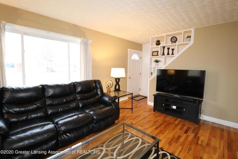 2500 Devonshire Ave, Lansing, MI 48910 photo 5
