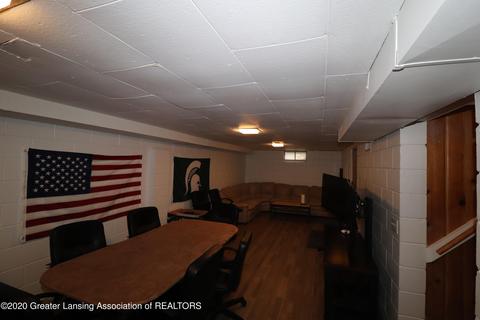 2500 Devonshire Ave, Lansing, MI 48910 photo 30