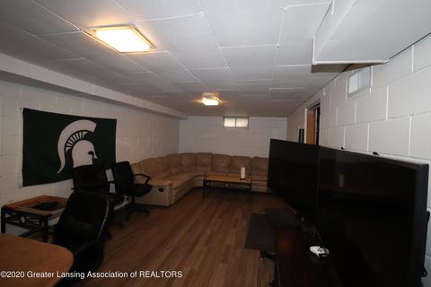 2500 Devonshire Ave, Lansing, MI 48910 photo 28