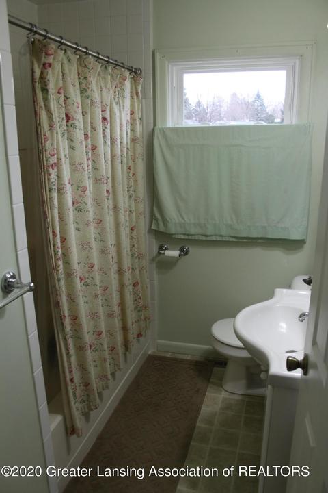 12300 S M-52, Perry, MI 48872 photo 22