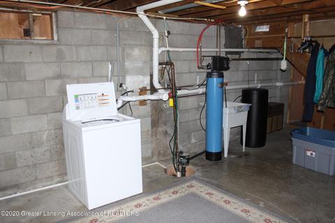 12300 S M-52, Perry, MI 48872 photo 25