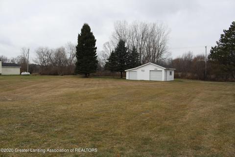 12300 S M-52, Perry, MI 48872 photo 4