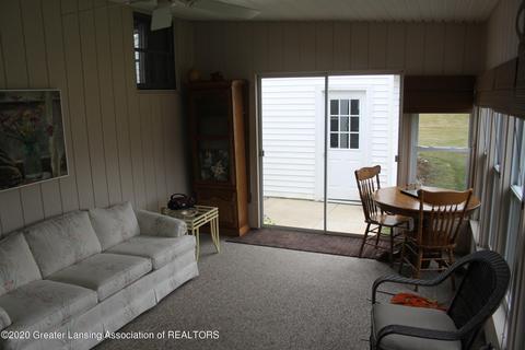 12300 S M-52, Perry, MI 48872 photo 15