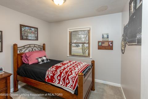 112 E Webb Dr, Dewitt, MI 48820 photo 18