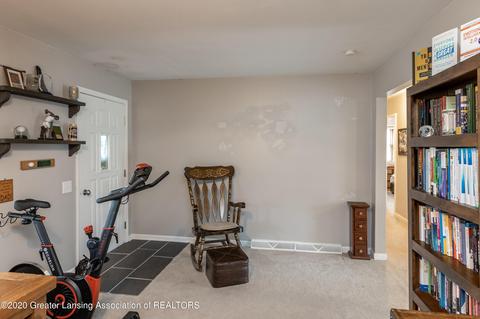 112 E Webb Dr, Dewitt, MI 48820 photo 15