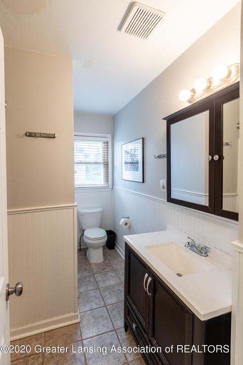 112 E Webb Dr, Dewitt, MI 48820 photo 22