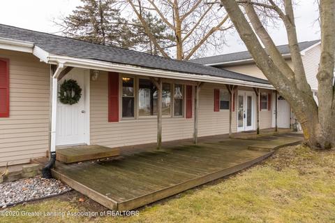 112 E Webb Dr, Dewitt, MI 48820 photo 5