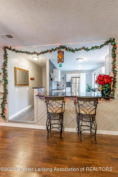 112 E Webb Dr, Dewitt, MI 48820 photo 7