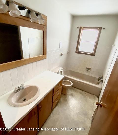 965 E Remus Rd, Mount Pleasant, MI 48858 photo 14