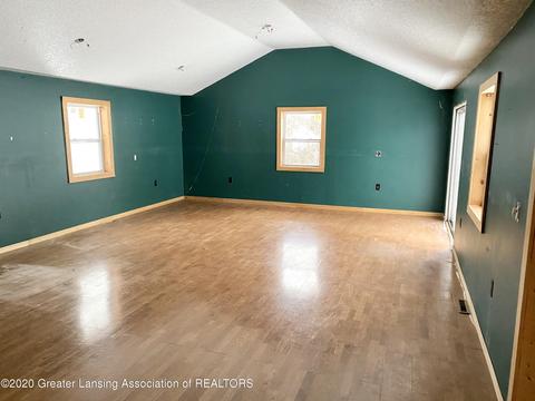 965 E Remus Rd, Mount Pleasant, MI 48858 photo 5