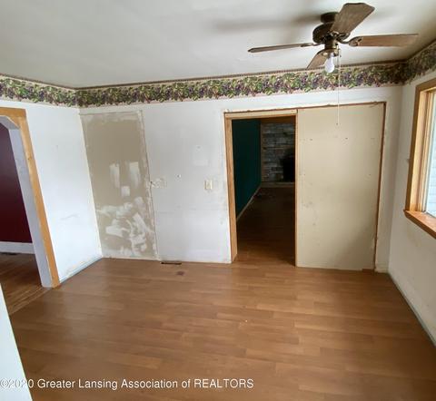 965 E Remus Rd, Mount Pleasant, MI 48858 photo 9