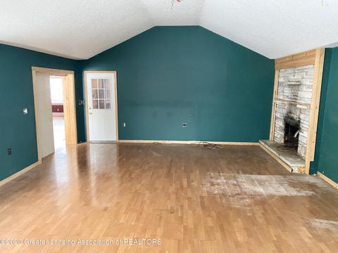 965 E Remus Rd, Mount Pleasant, MI 48858 photo 6