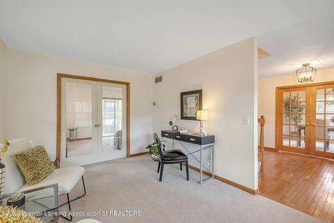 580 Gulick Rd, Haslett, MI 48840 photo 8