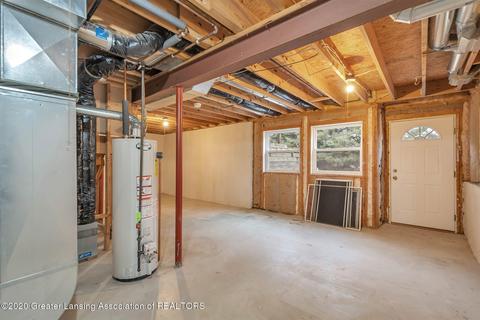 580 Gulick Rd, Haslett, MI 48840 photo 29