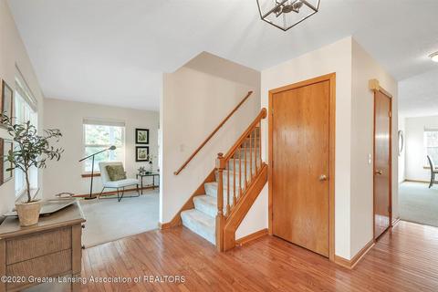580 Gulick Rd, Haslett, MI 48840 photo 6