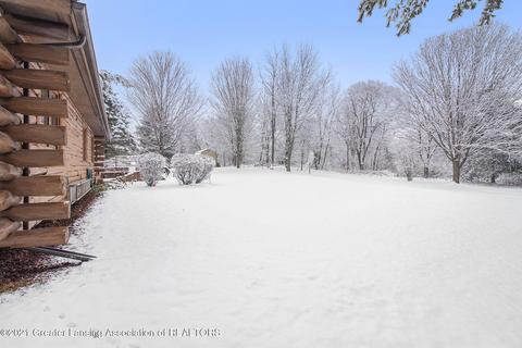 2464 Pine Tree Rd, Holt, MI 48842 photo 32