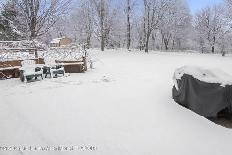 2464 Pine Tree Rd, Holt, MI 48842 photo 34