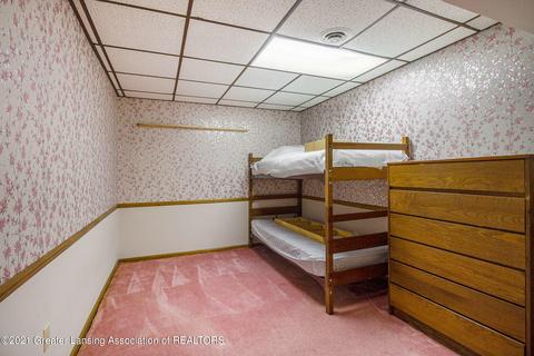 2464 Pine Tree Rd, Holt, MI 48842 photo 17