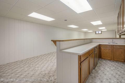 2464 Pine Tree Rd, Holt, MI 48842 photo 25
