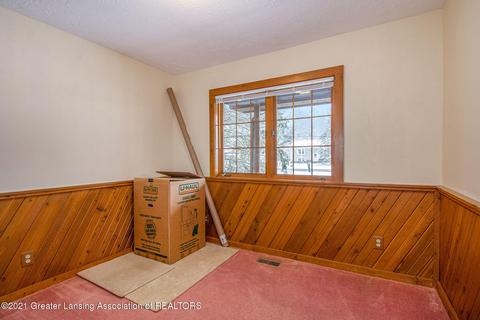 2464 Pine Tree Rd, Holt, MI 48842 photo 23