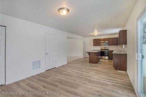 1110 River Oaks Dr, Dewitt, MI 48820 photo 8