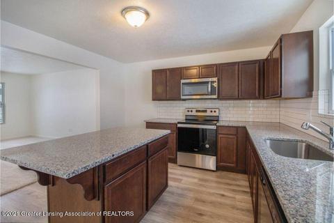 1110 River Oaks Dr, Dewitt, MI 48820 photo 6