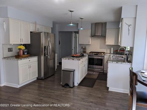 11877 Schavey Rd, Dewitt, MI 48820 photo 15