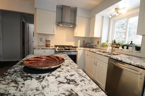 11877 Schavey Rd, Dewitt, MI 48820 photo 13