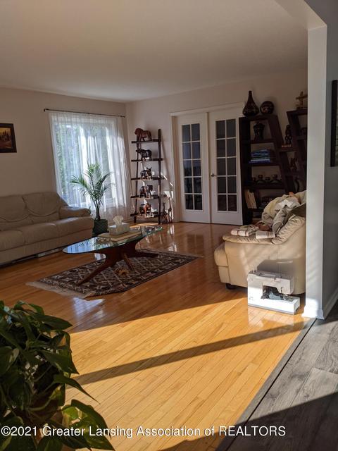11877 Schavey Rd, Dewitt, MI 48820 photo 6