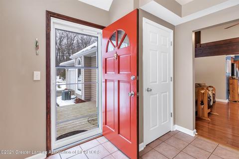 5446 Ann Dr, Bath, MI 48808 photo 4