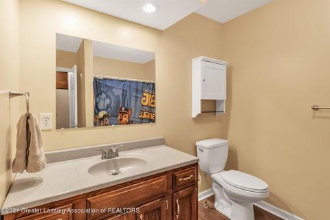 5446 Ann Dr, Bath, MI 48808 photo 24