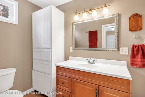 5446 Ann Dr, Bath, MI 48808 photo 18