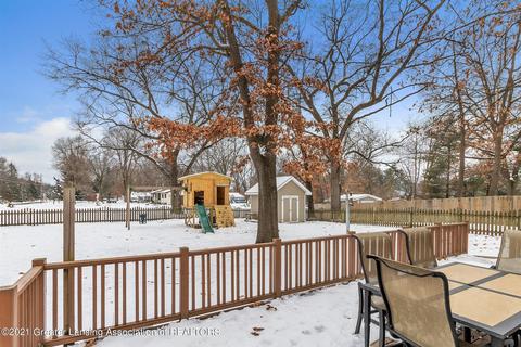 5446 Ann Dr, Bath, MI 48808 photo 29