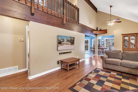 5446 Ann Dr, Bath, MI 48808 photo 9