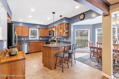 5446 Ann Dr, Bath, MI 48808 photo 11